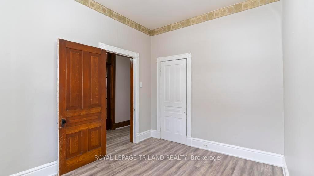 Photo 7 of 54 Princess Avenue, St. Thomas — HOMEH