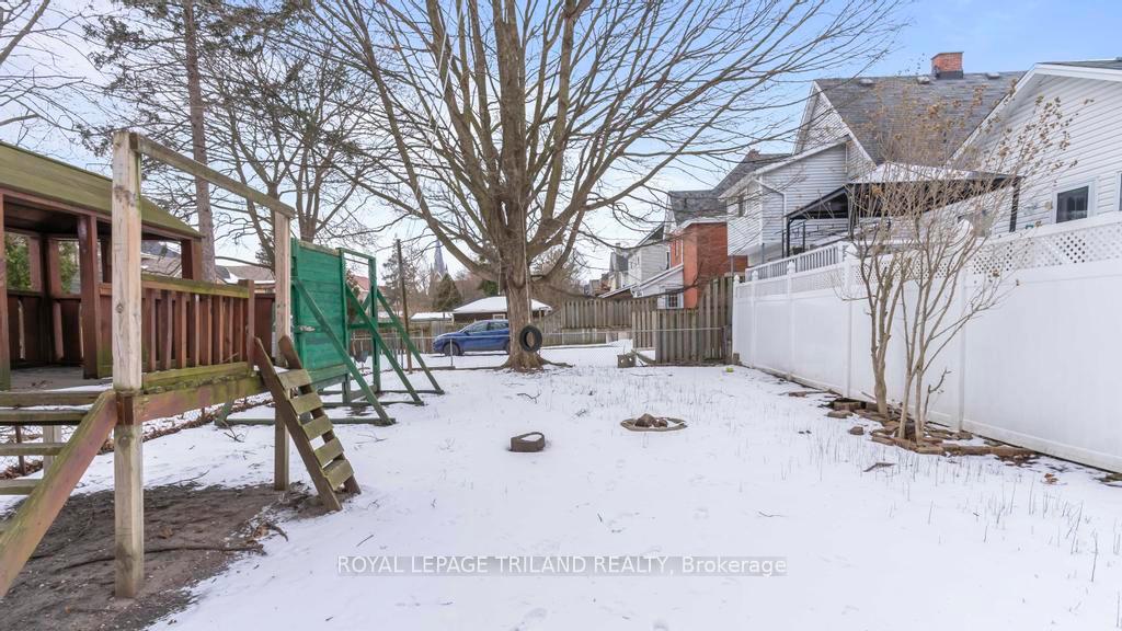 Photo 37 of 54 Princess Avenue, St. Thomas — HOMEH