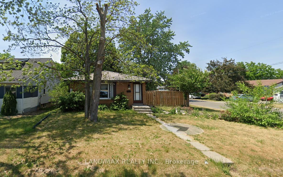 Front of 14 Fairview Avenue
