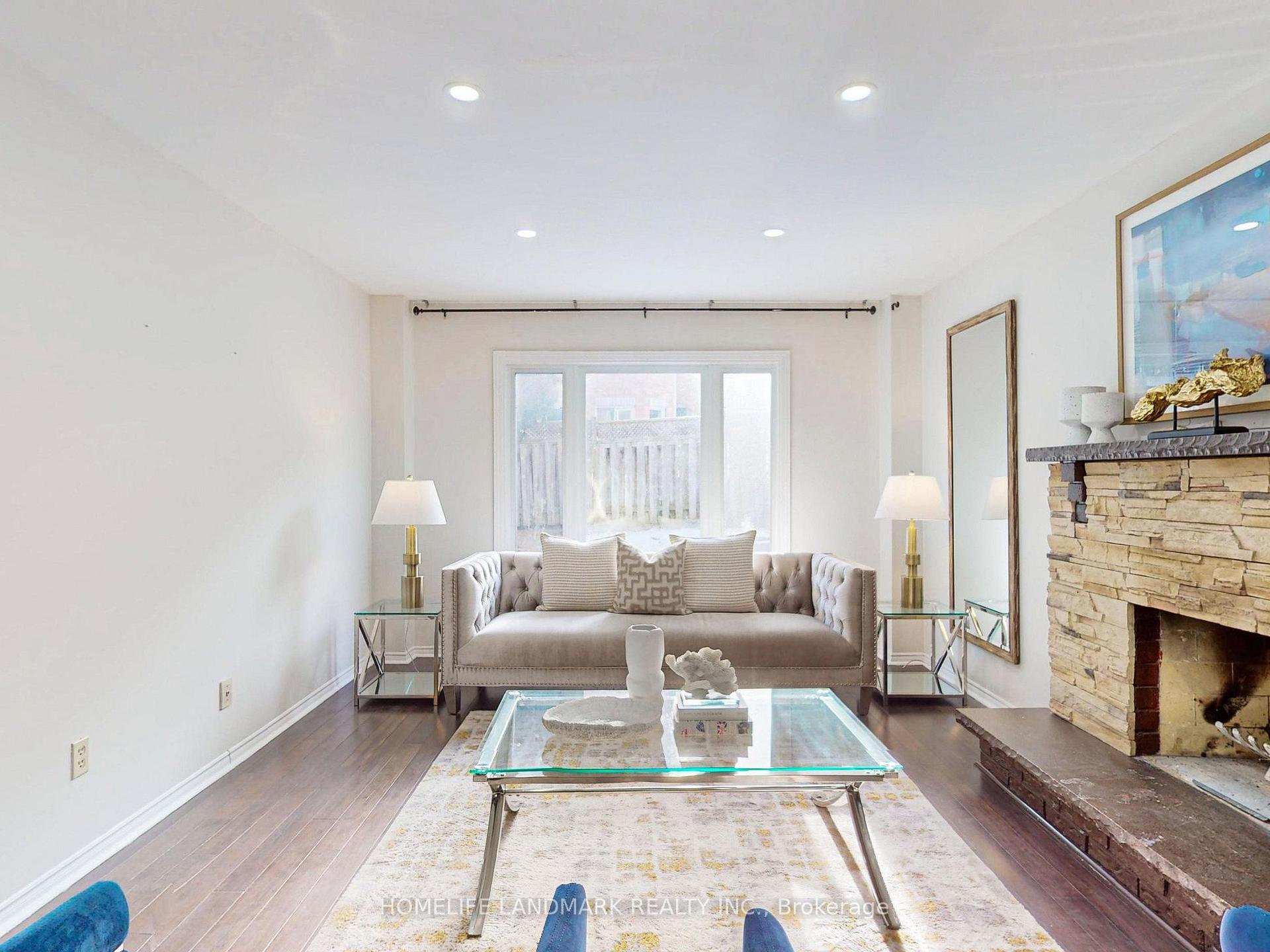 Photo 5 of 35 Tannery Creek Crescent, Aurora, Aurora Highlands — HOMEH