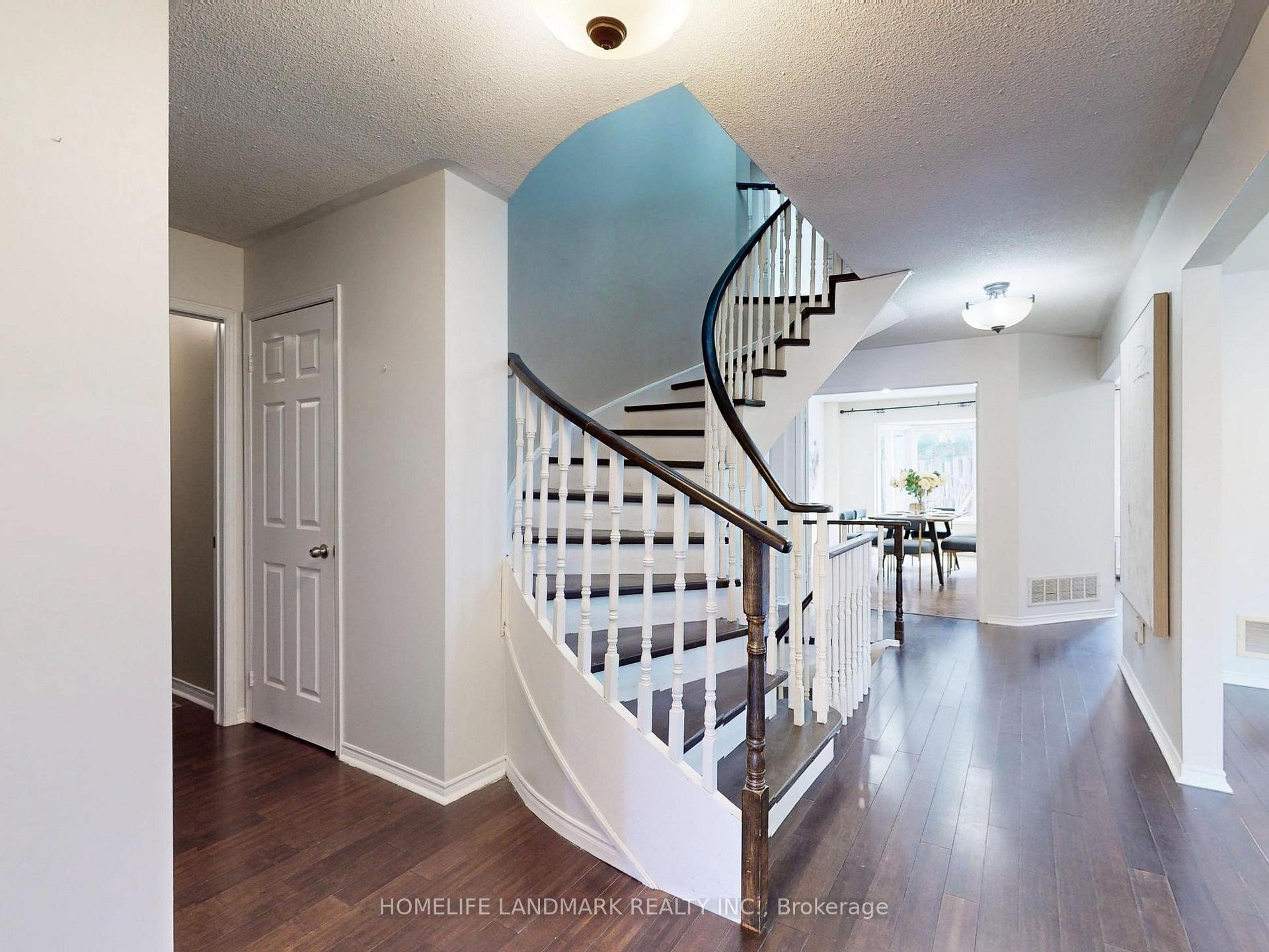 Photo 11 of 35 Tannery Creek Crescent, Aurora, Aurora Highlands — HOMEH