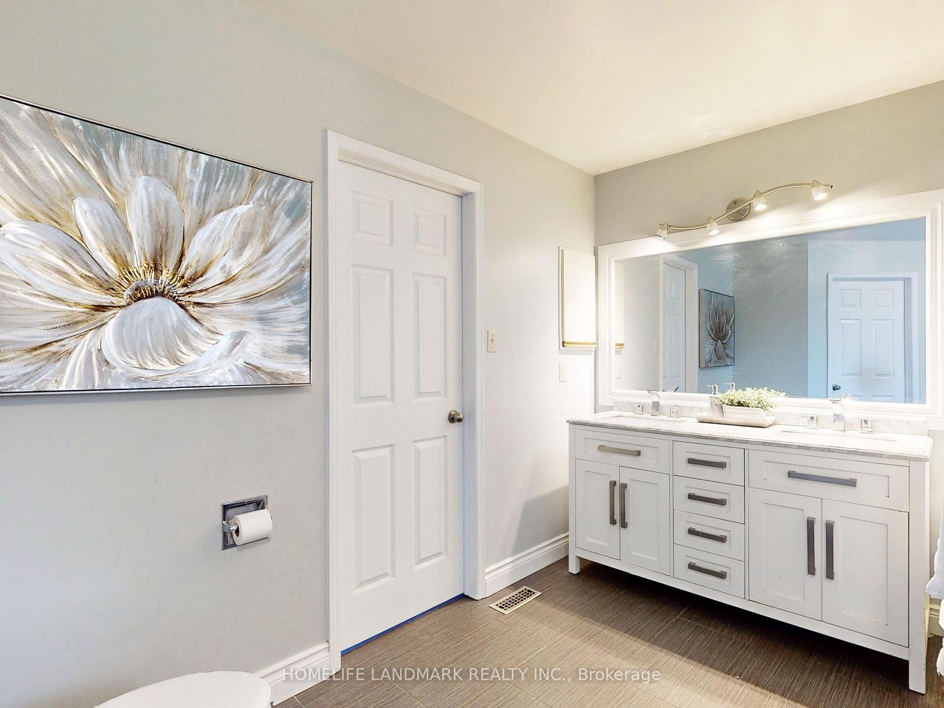 Photo 16 of 35 Tannery Creek Crescent, Aurora, Aurora Highlands — HOMEH