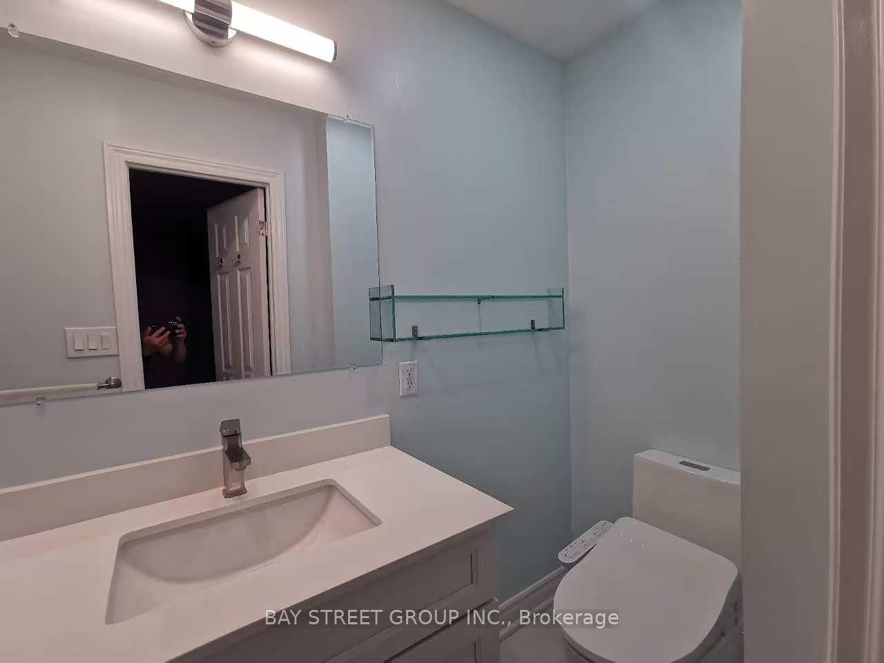 Photo 11 of 77 Toba Crescent, Brampton, Heart Lake East — HOMEH