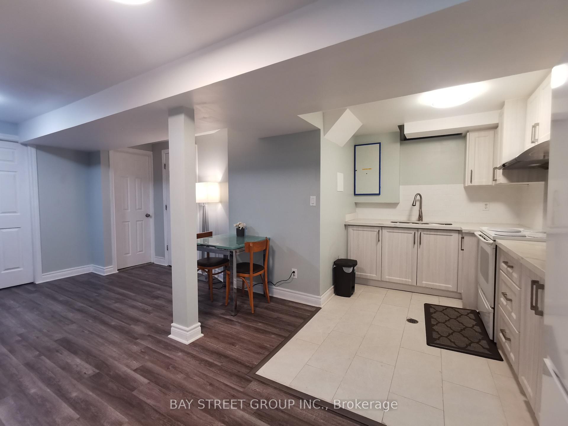 Photo 16 of 77 Toba Crescent, Brampton, Heart Lake East — HOMEH