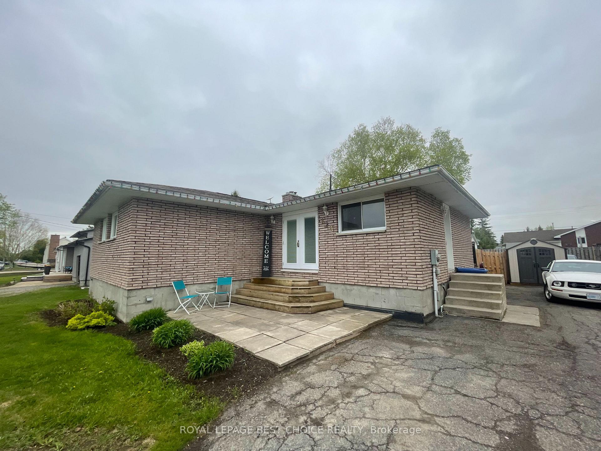 Photo 1 of 128 Third Avenue, Englehart — HOMEH