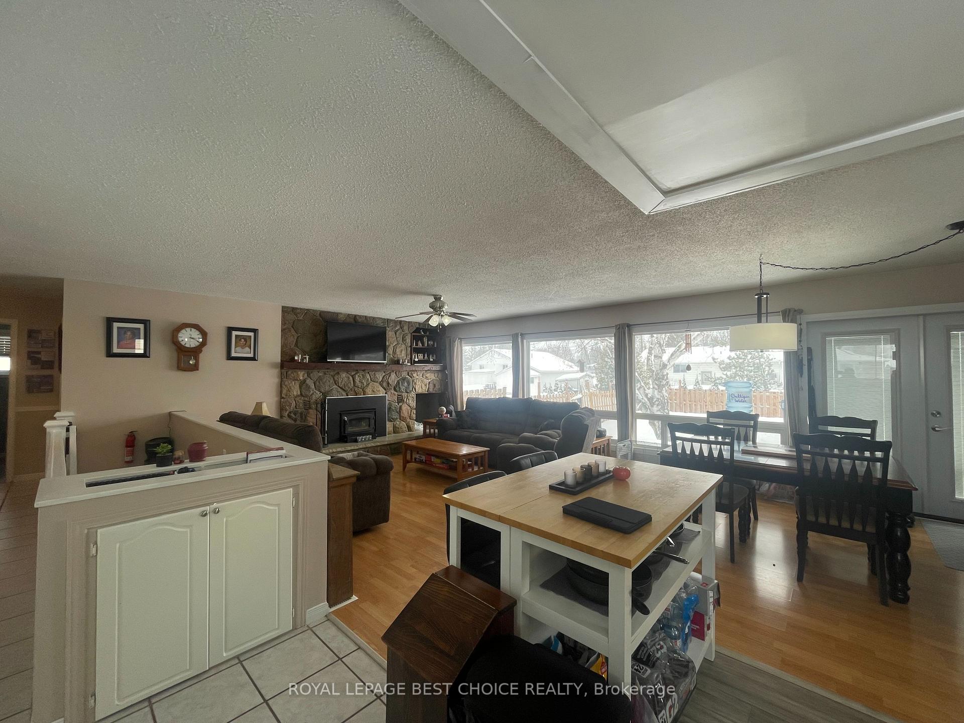 Photo 31 of 128 Third Avenue, Englehart — HOMEH