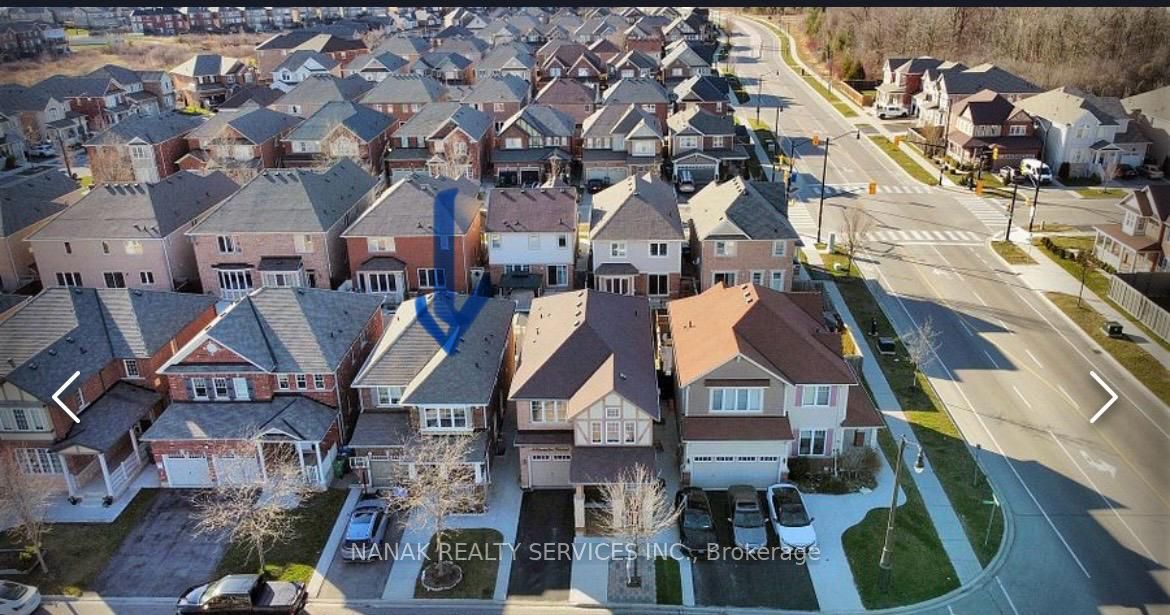 Photo 41 of 5 Locomotive Crescent, Brampton, Northwest Brampton — HOMEH