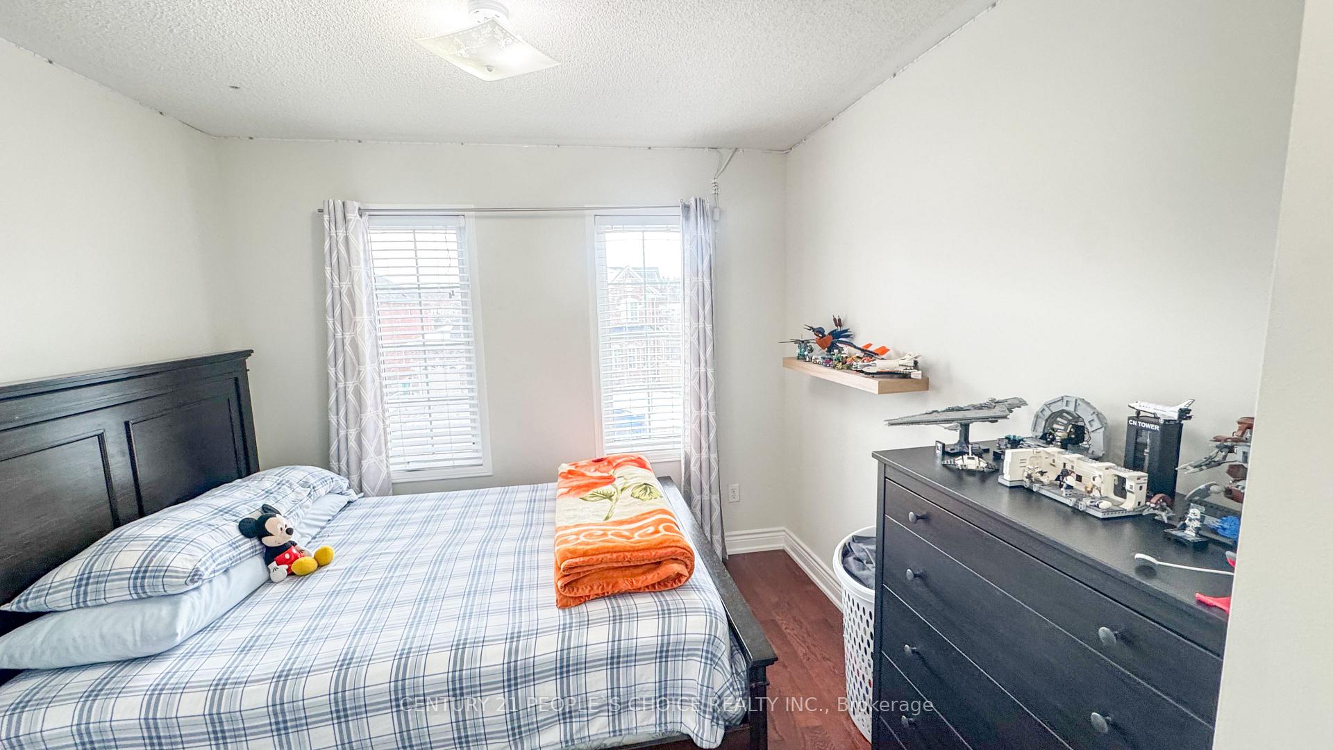 Photo 19 of 99 Heartview Road, Brampton, Sandringham-Wellington — HOMEH