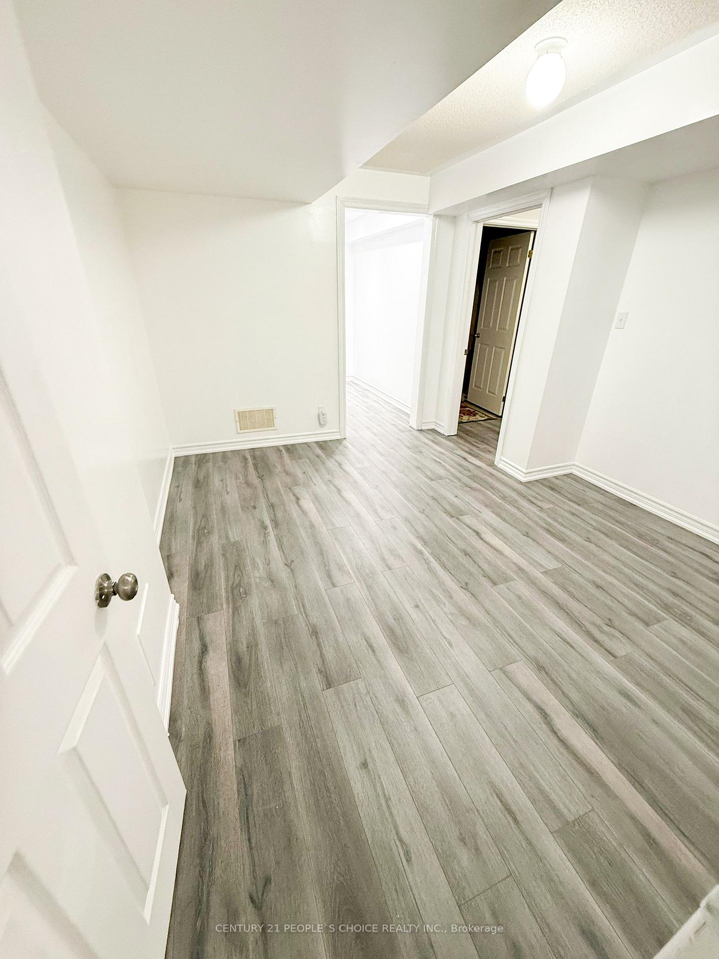 Photo 34 of 99 Heartview Road, Brampton, Sandringham-Wellington — HOMEH
