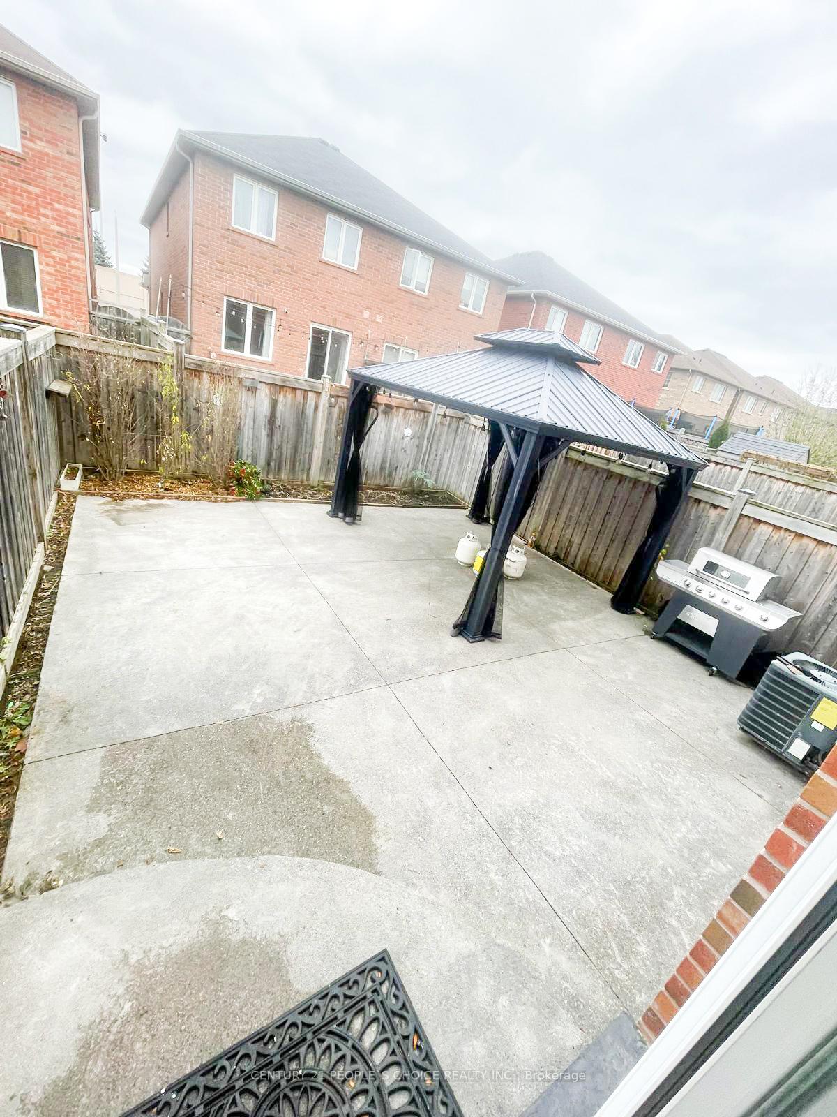 Photo 37 of 99 Heartview Road, Brampton, Sandringham-Wellington — HOMEH
