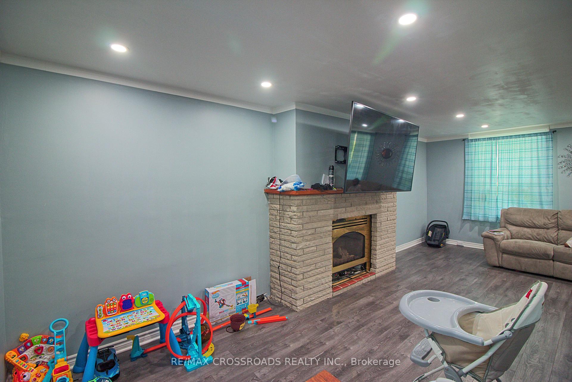 Photo 7 of 88 Front Street, Stirling-Rawdon, Stirling Ward — HOMEH