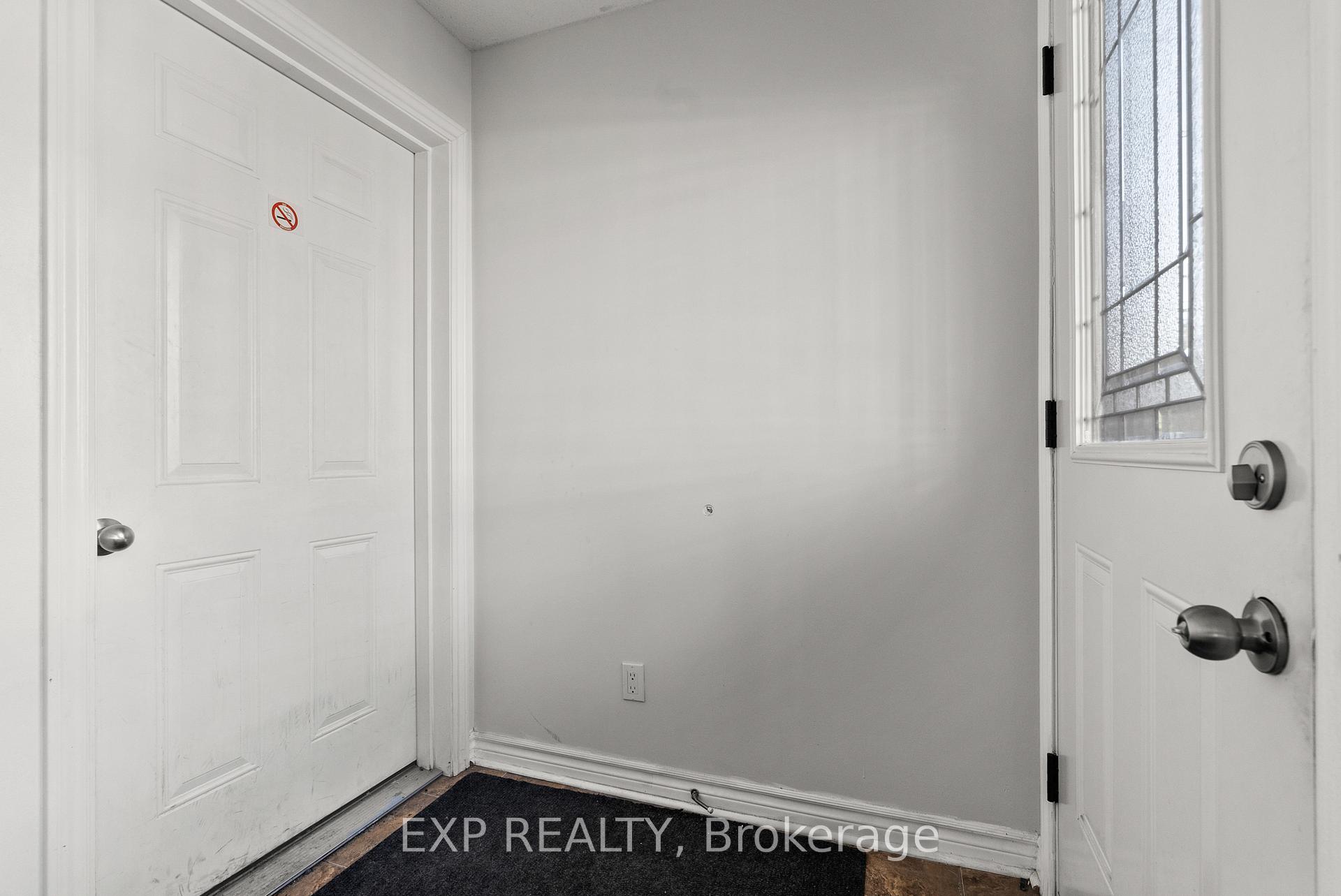 Photo 2 of Unit C, 52 Champagne Avenue, Ottawa, West Centre Town — HOMEH