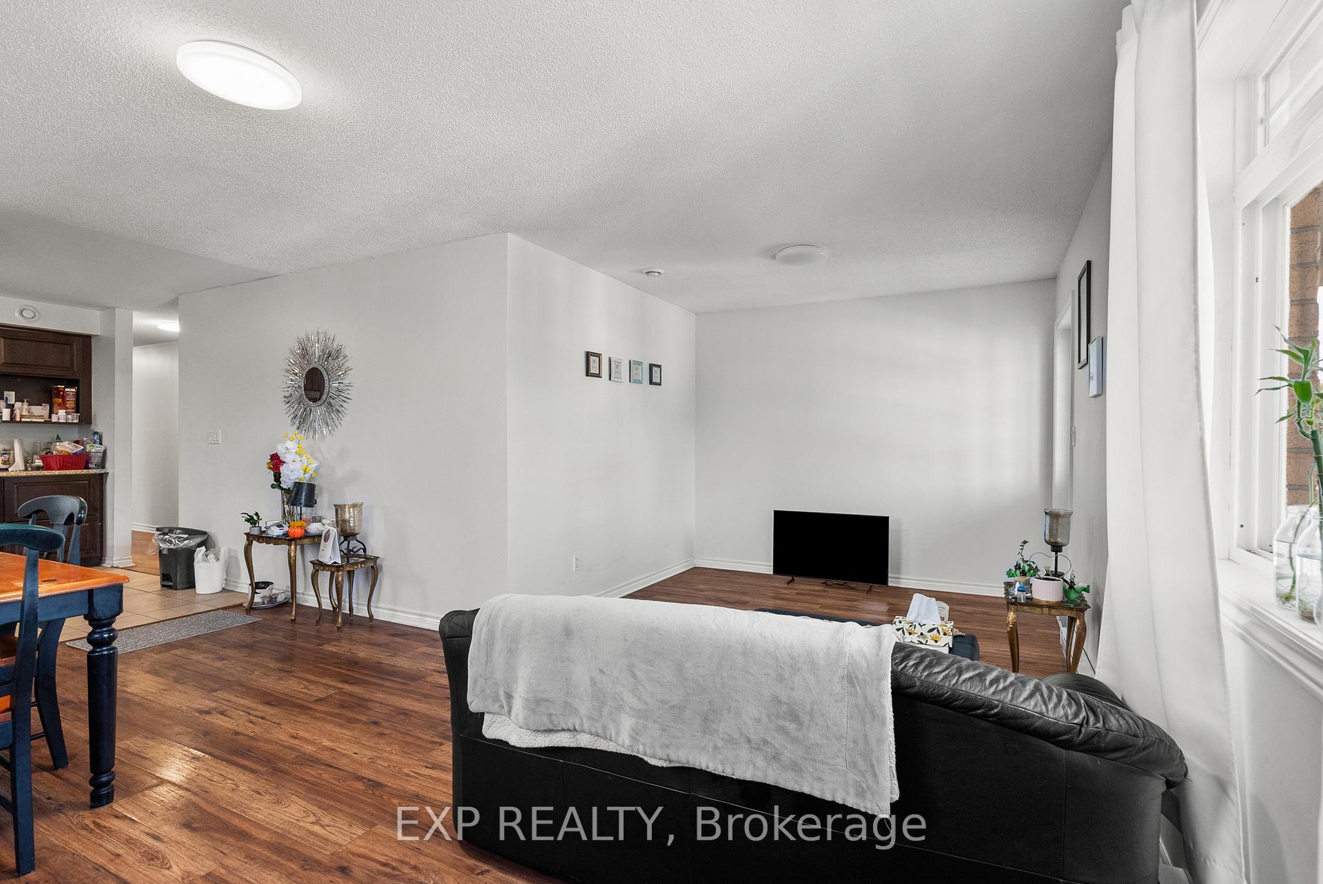 Photo 22 of Unit C, 52 Champagne Avenue, Ottawa, West Centre Town — HOMEH