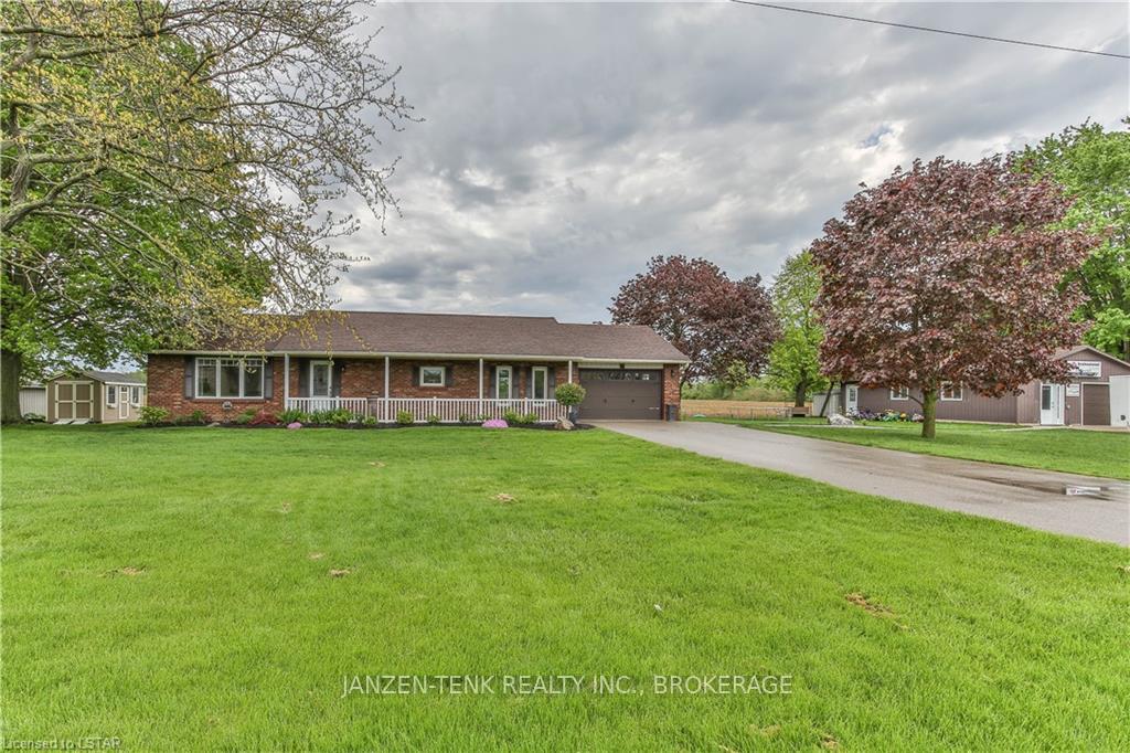 Front of 5996 Imperial Road