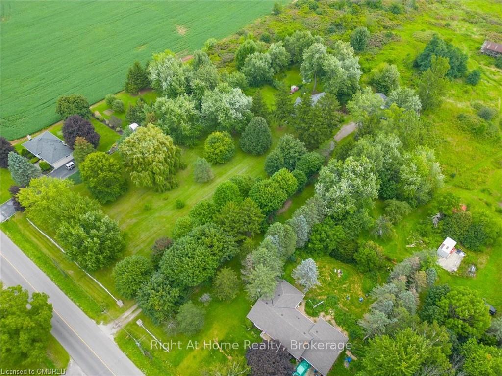 Photo 3 of 623 Miles Road, Hamilton, Rural Glanbrook — HOMEH