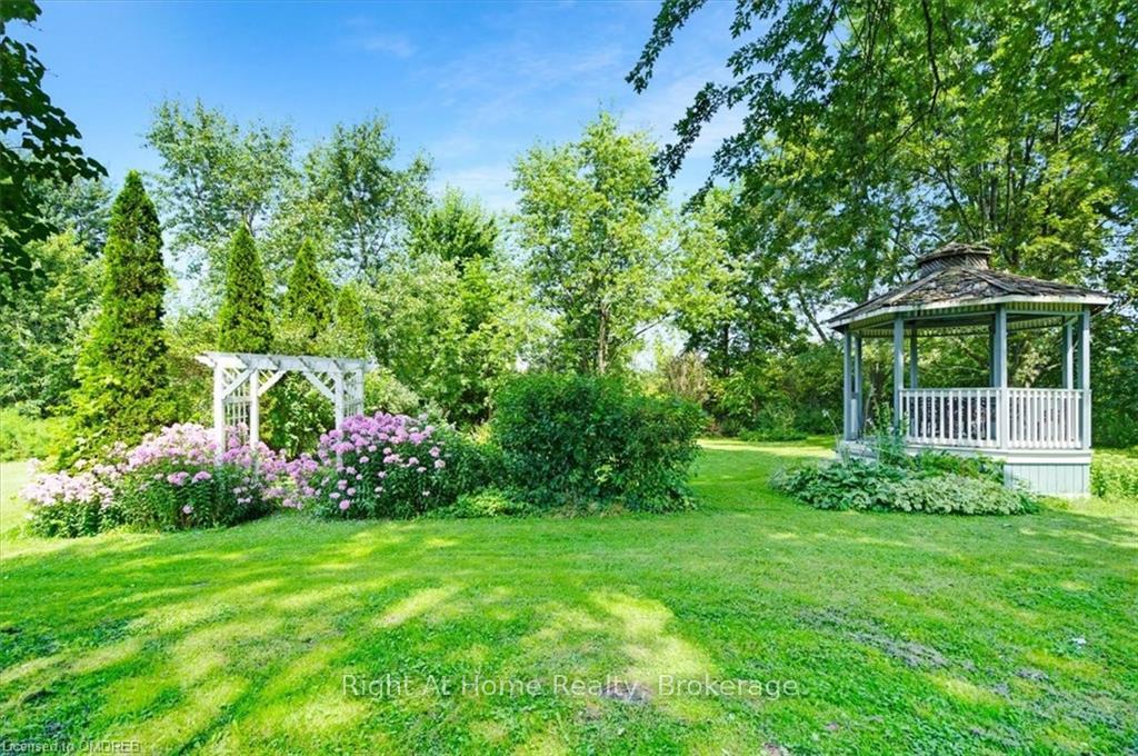 Photo 19 of 623 Miles Road, Hamilton, Rural Glanbrook — HOMEH