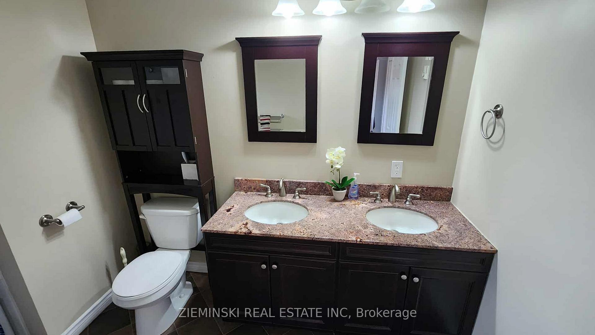 Photo 12 of 447 Eleventh Avenue, Cochrane — HOMEH