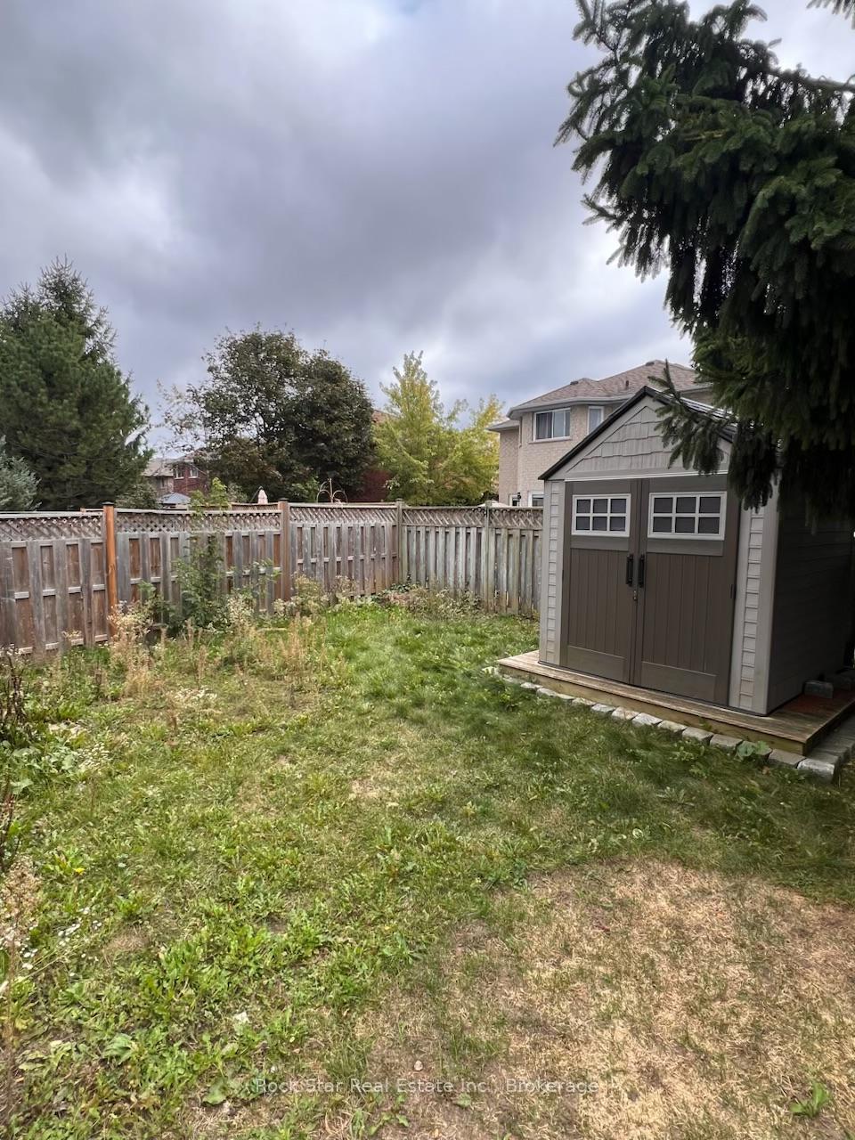 Photo 19 of 27 Delaney Crescent, Barrie, Northwest — HOMEH