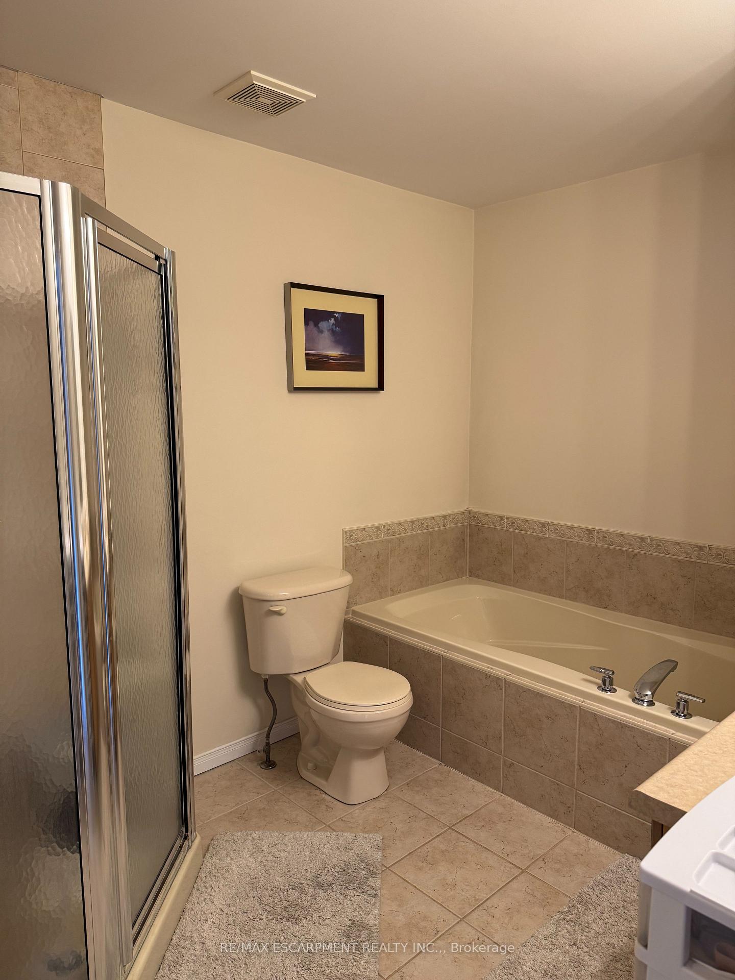 Photo 9 of 601 Southridge Drive, Hamilton, Mountview — HOMEH