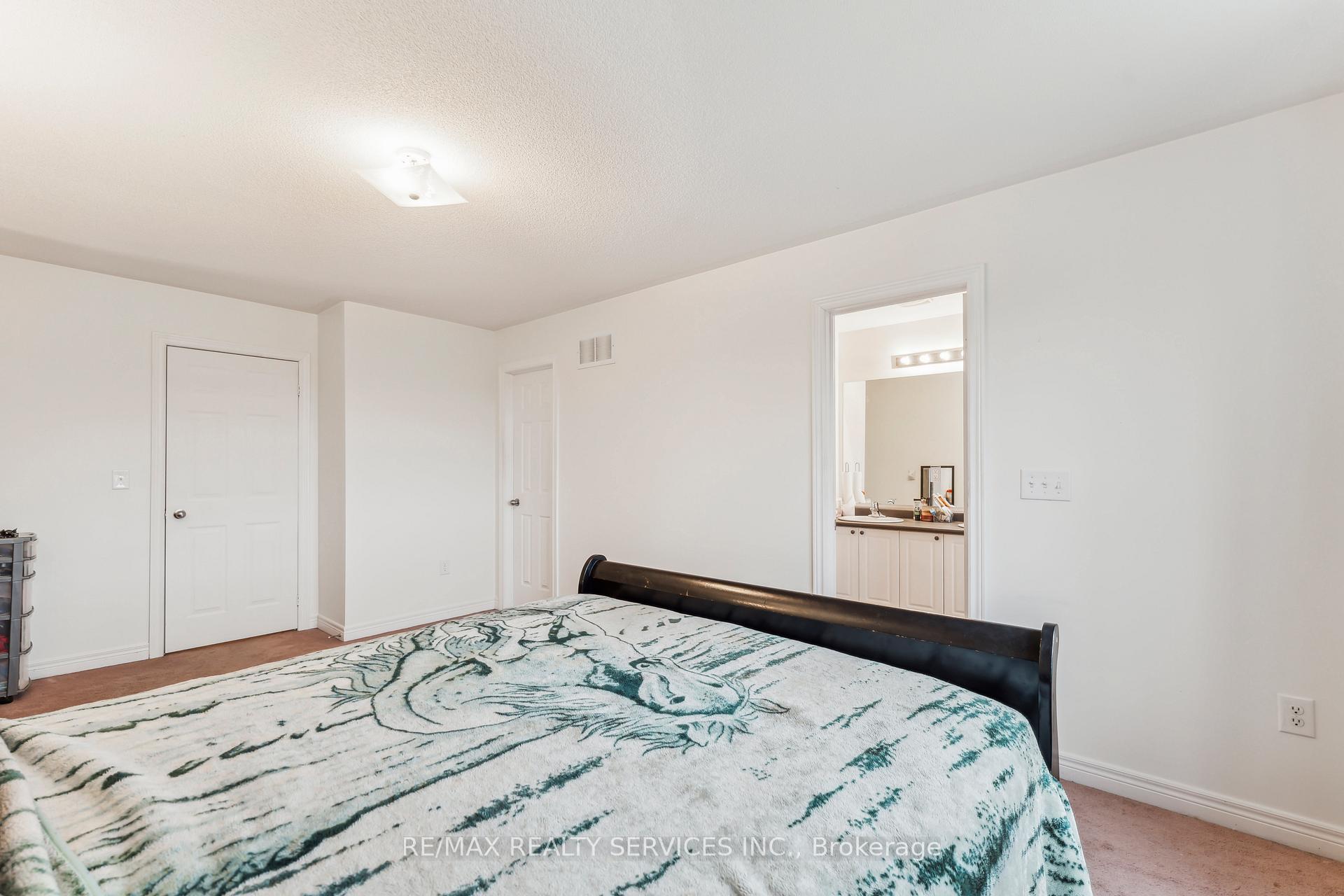 Photo 23 of 9716 Mclaughlin Road, Brampton, Fletcher's Creek Village — HOMEH
