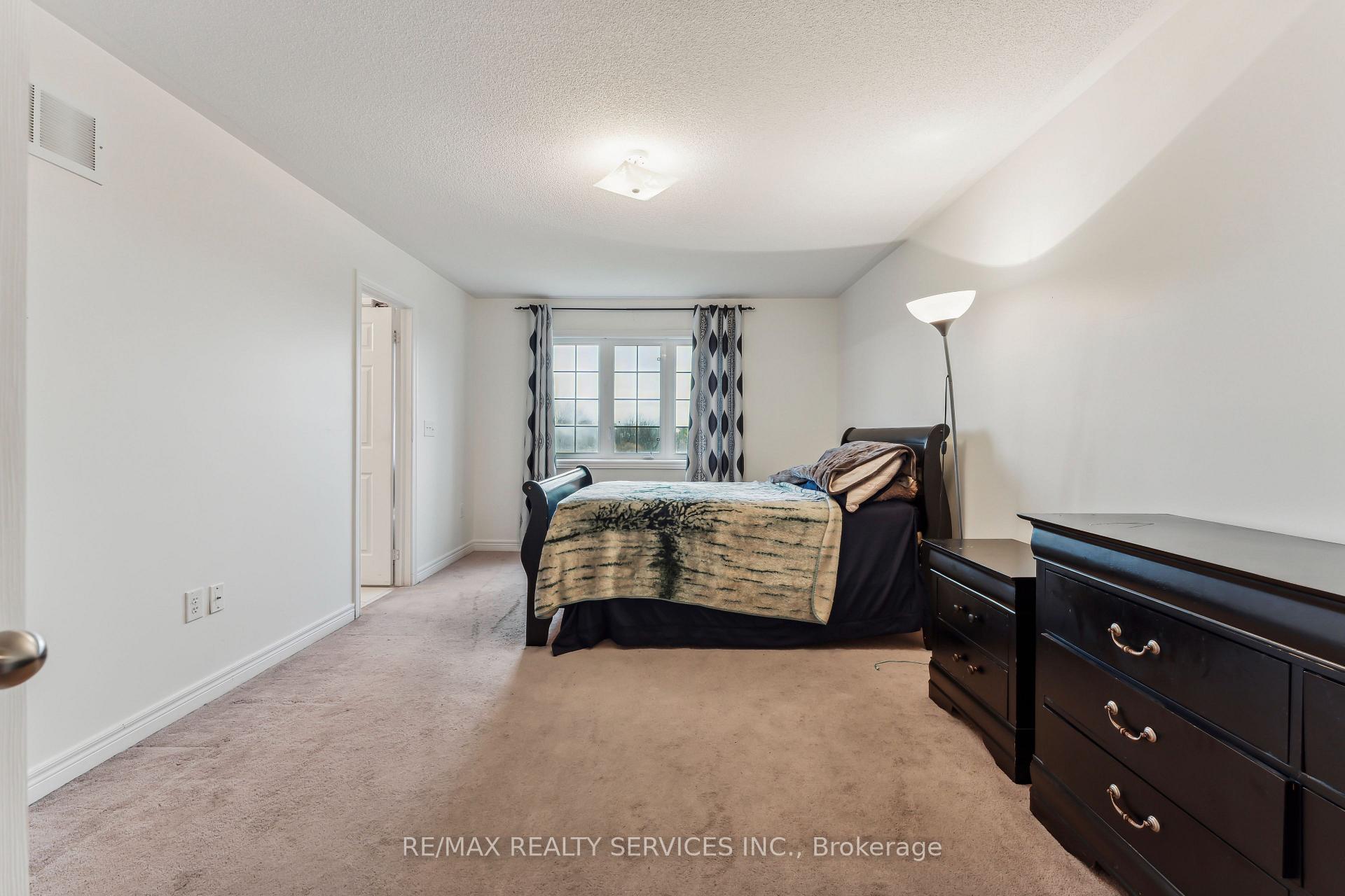 Photo 25 of 9716 Mclaughlin Road, Brampton, Fletcher's Creek Village — HOMEH
