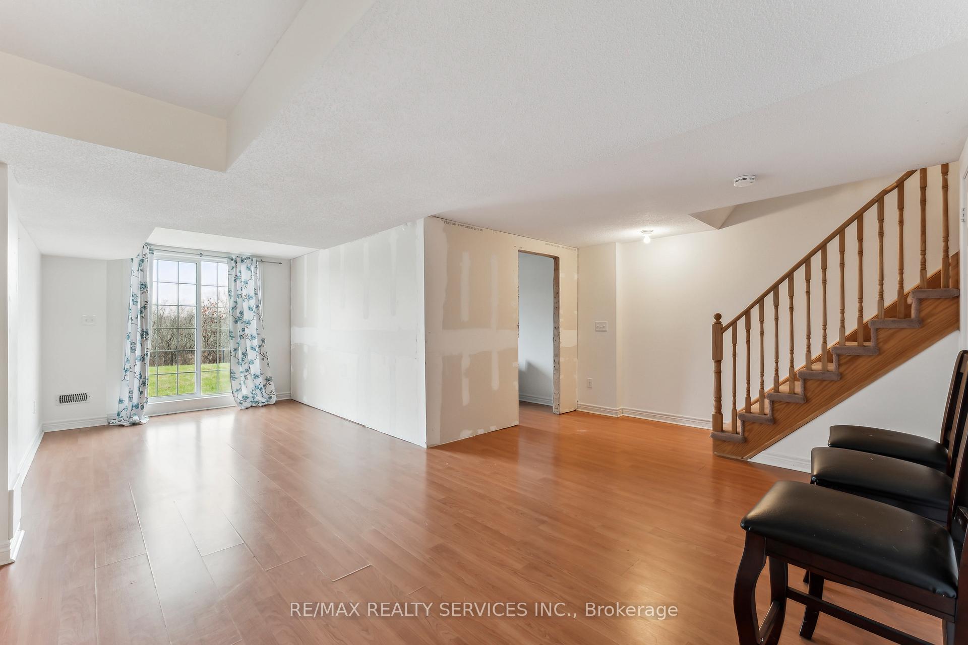 Photo 34 of 9716 Mclaughlin Road, Brampton, Fletcher's Creek Village — HOMEH