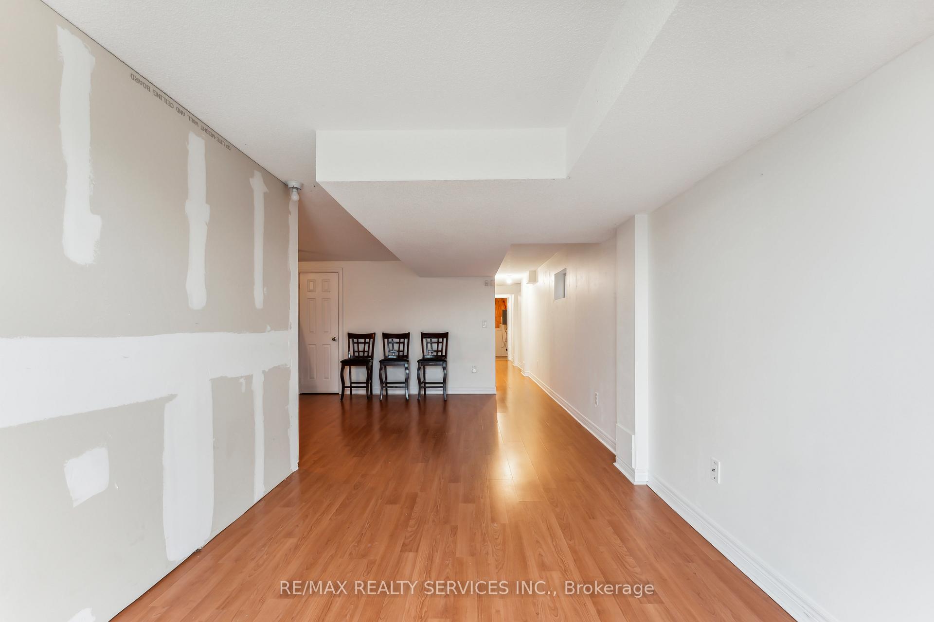 Photo 37 of 9716 Mclaughlin Road, Brampton, Fletcher's Creek Village — HOMEH