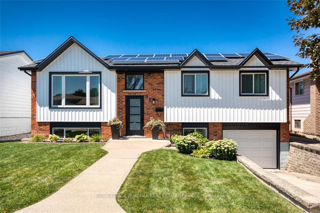 Photo 2 of 95 Eastbury Drive, Hamilton, Stoney Creek — HOMEH