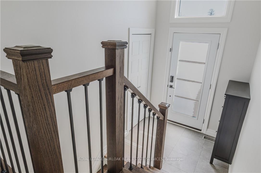 Photo 4 of 95 Eastbury Drive, Hamilton, Stoney Creek — HOMEH