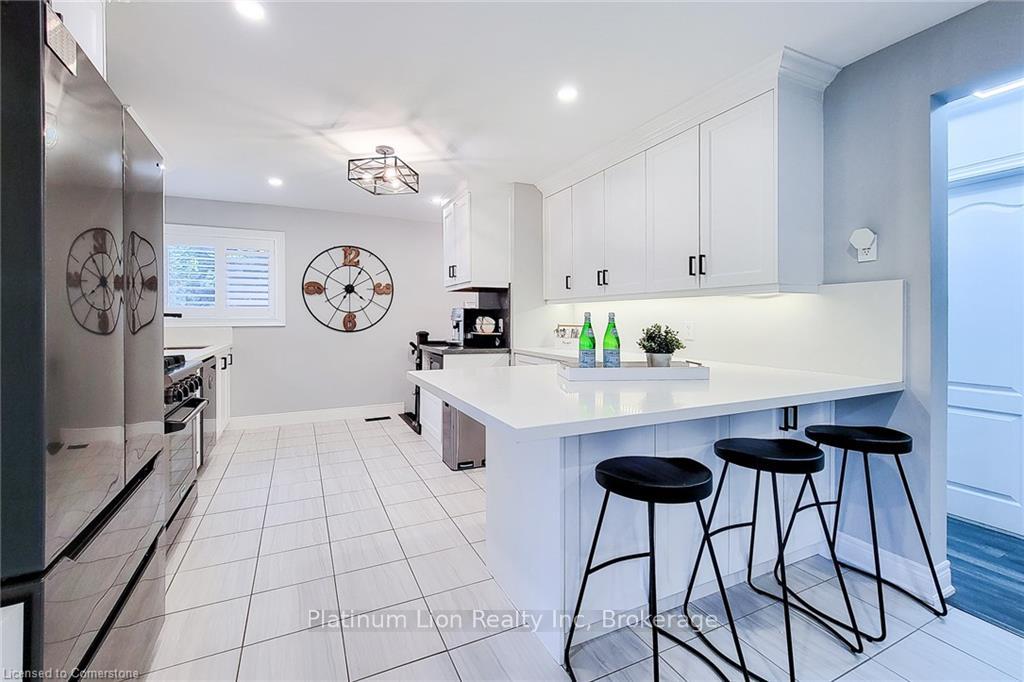 Photo 9 of 49 Aberdeen Avenue, Hamilton, Mount Hope — HOMEH
