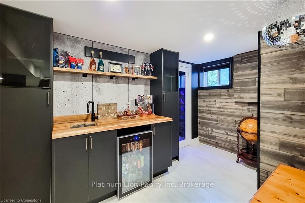 Photo 19 of 49 Aberdeen Avenue, Hamilton, Mount Hope — HOMEH