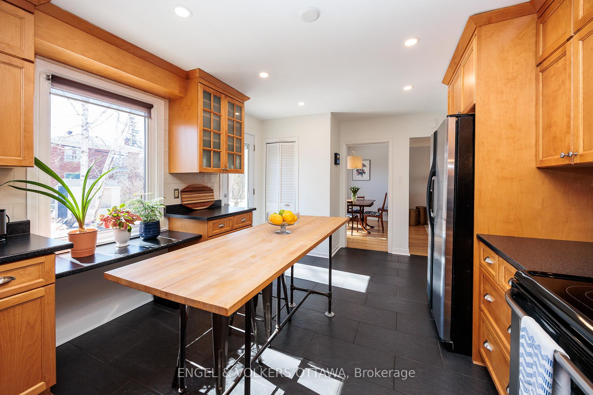 Photo 29 of 1180 Emperor Avenue, Ottawa, Carlington — HOMEH