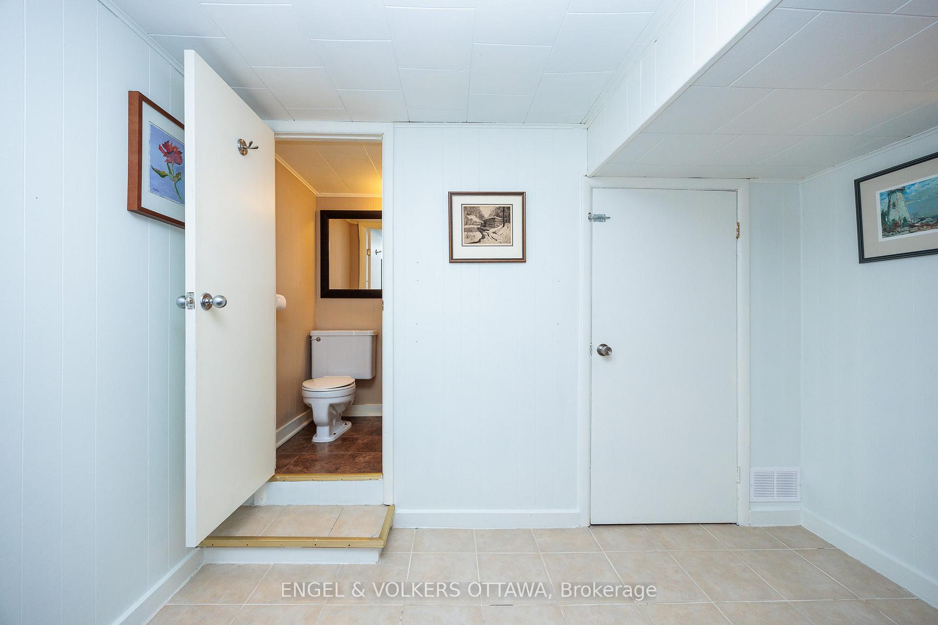 Photo 37 of 1180 Emperor Avenue, Ottawa, Carlington — HOMEH
