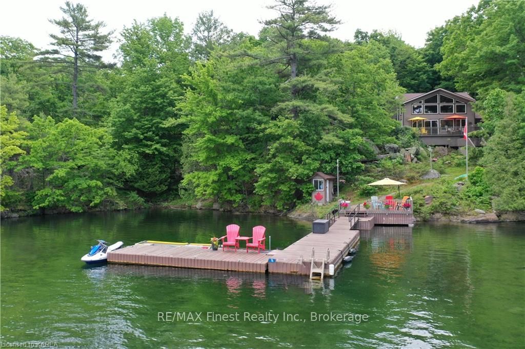 Photo 40 of 76 Downie, Frontenac Islands, The Islands — HOMEH