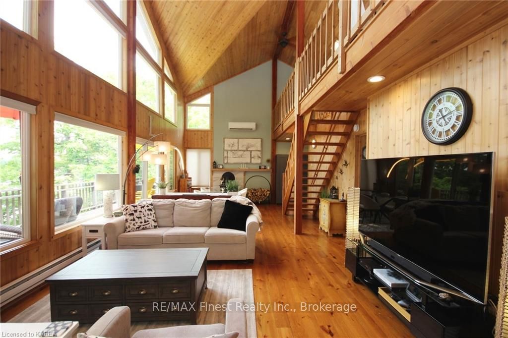 Photo 12 of 76 Downie, Frontenac Islands, The Islands — HOMEH