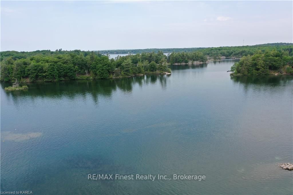 Photo 3 of 76 Downie, Frontenac Islands, The Islands — HOMEH