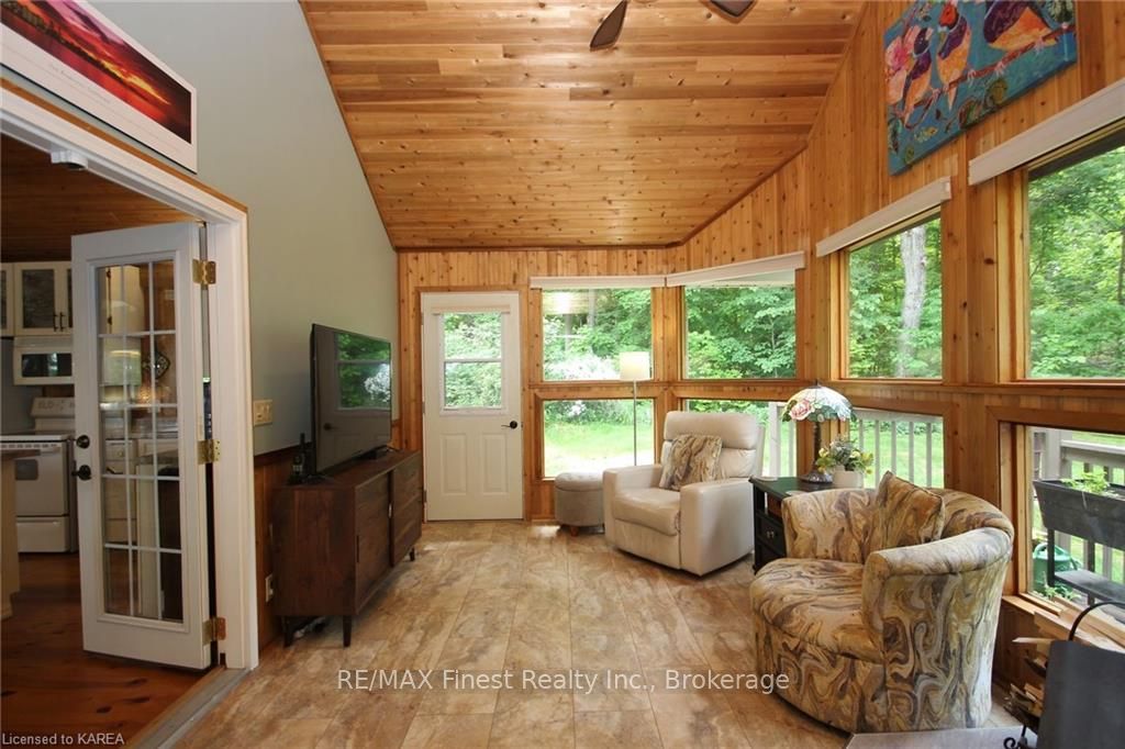 Photo 19 of 76 Downie, Frontenac Islands, The Islands — HOMEH
