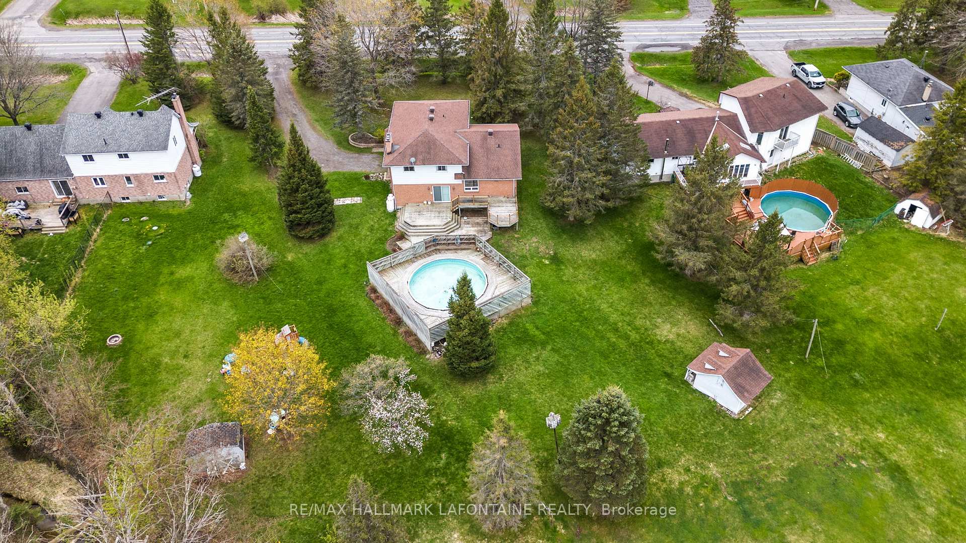 Photo 31 of 6427 Russell Road, Ottawa, Carlsbad Springs — HOMEH