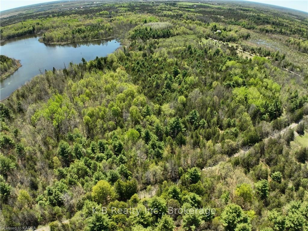 Photo 9 of 371 Barrett Road, Stirling-Rawdon, Rawdon Ward — HOMEH
