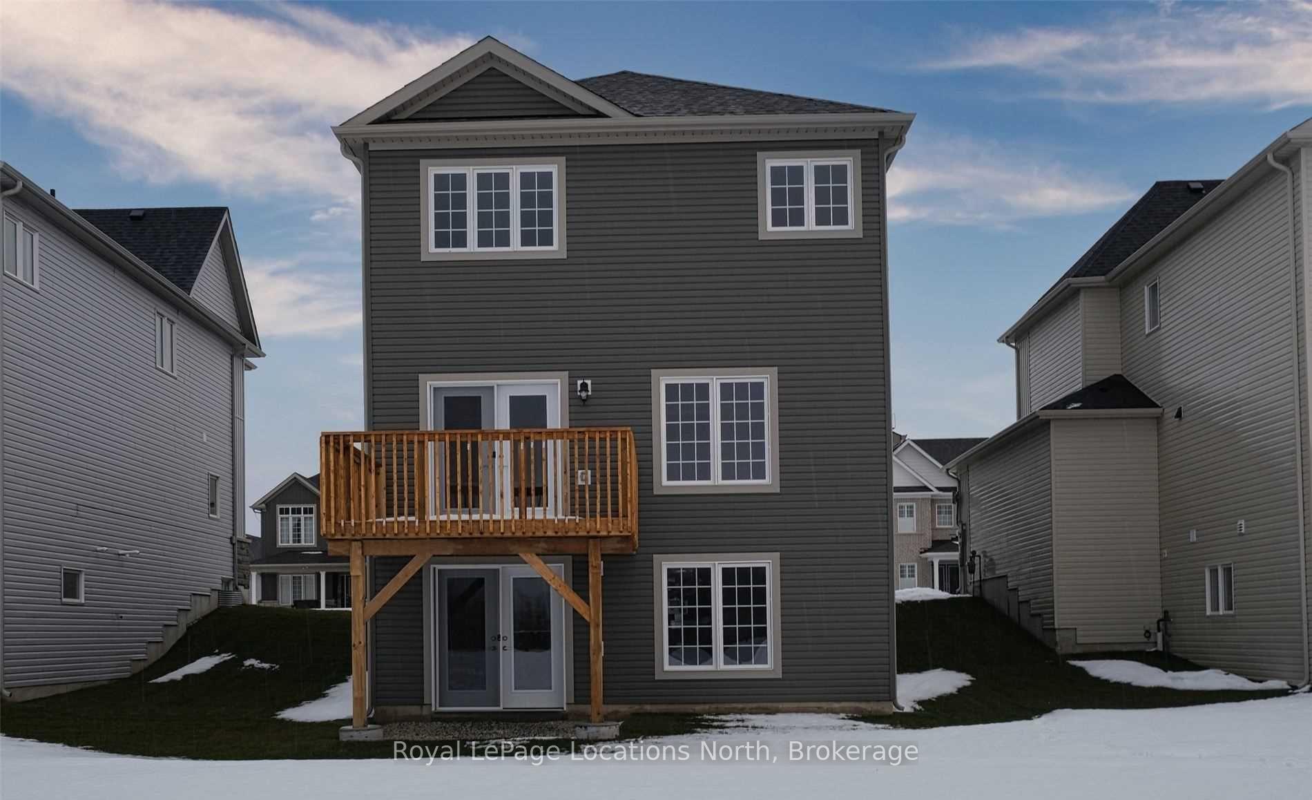 Photo 2 of 214 Prescott Drive, Clearview, Stayner — HOMEH