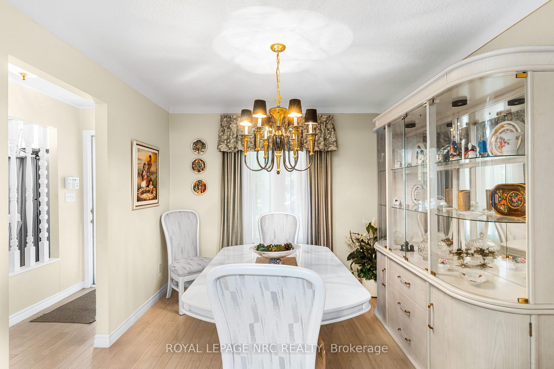 Photo 6 of 21 Kimbermount Drive, St. Catharines, Lakeshore — HOMEH