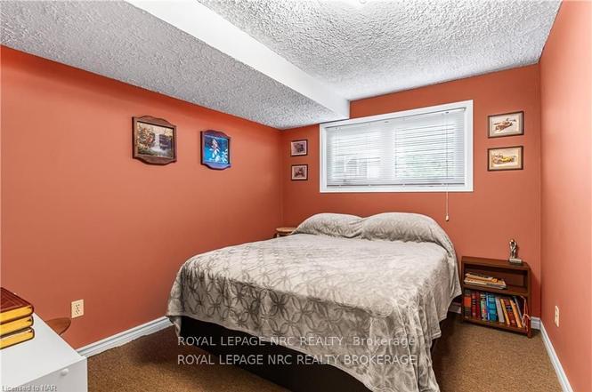 Photo 16 of 21 Kimbermount Drive, St. Catharines, Lakeshore — HOMEH