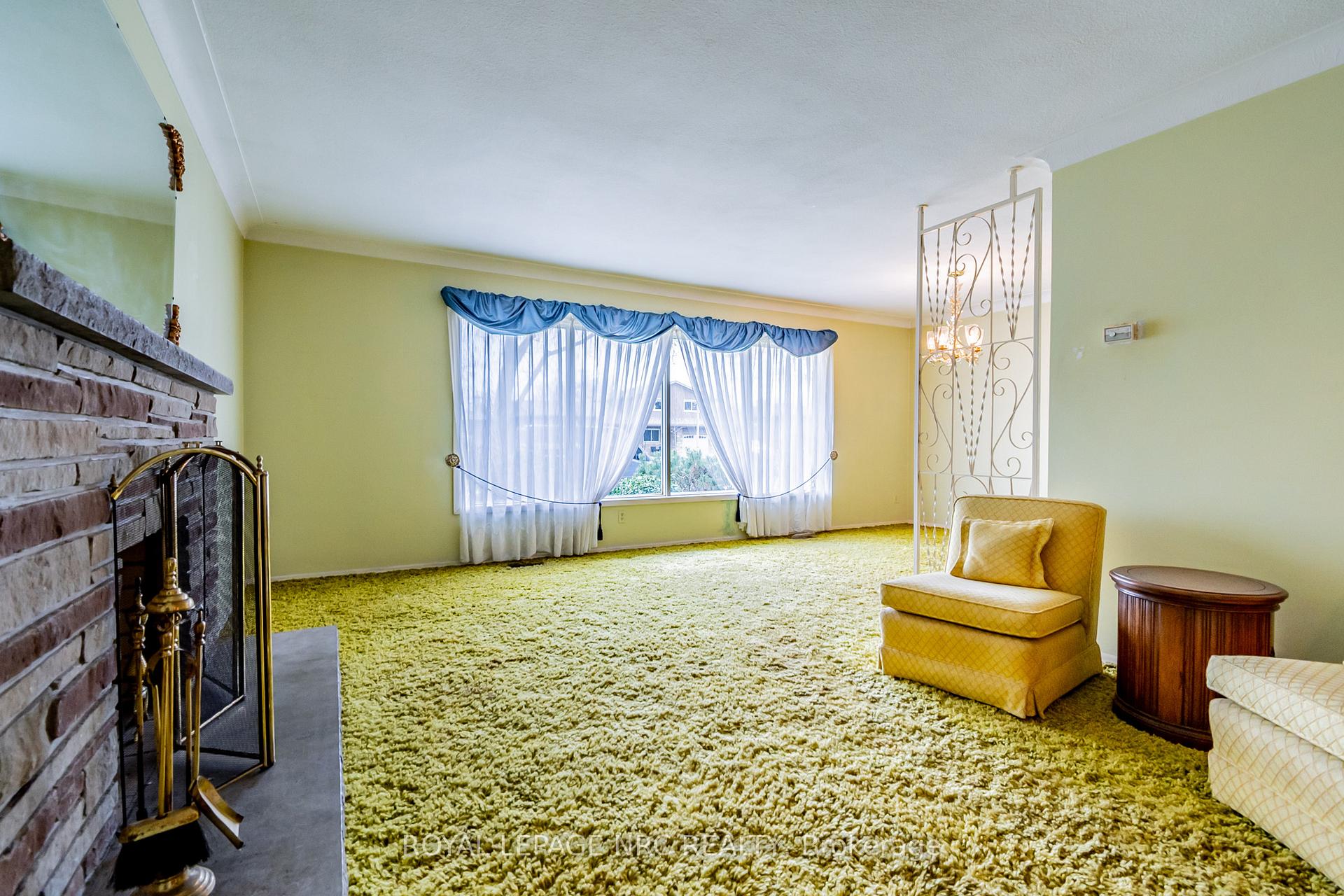 Photo 10 of 23 Gordon Place, St. Catharines, Vine/Linwell — HOMEH