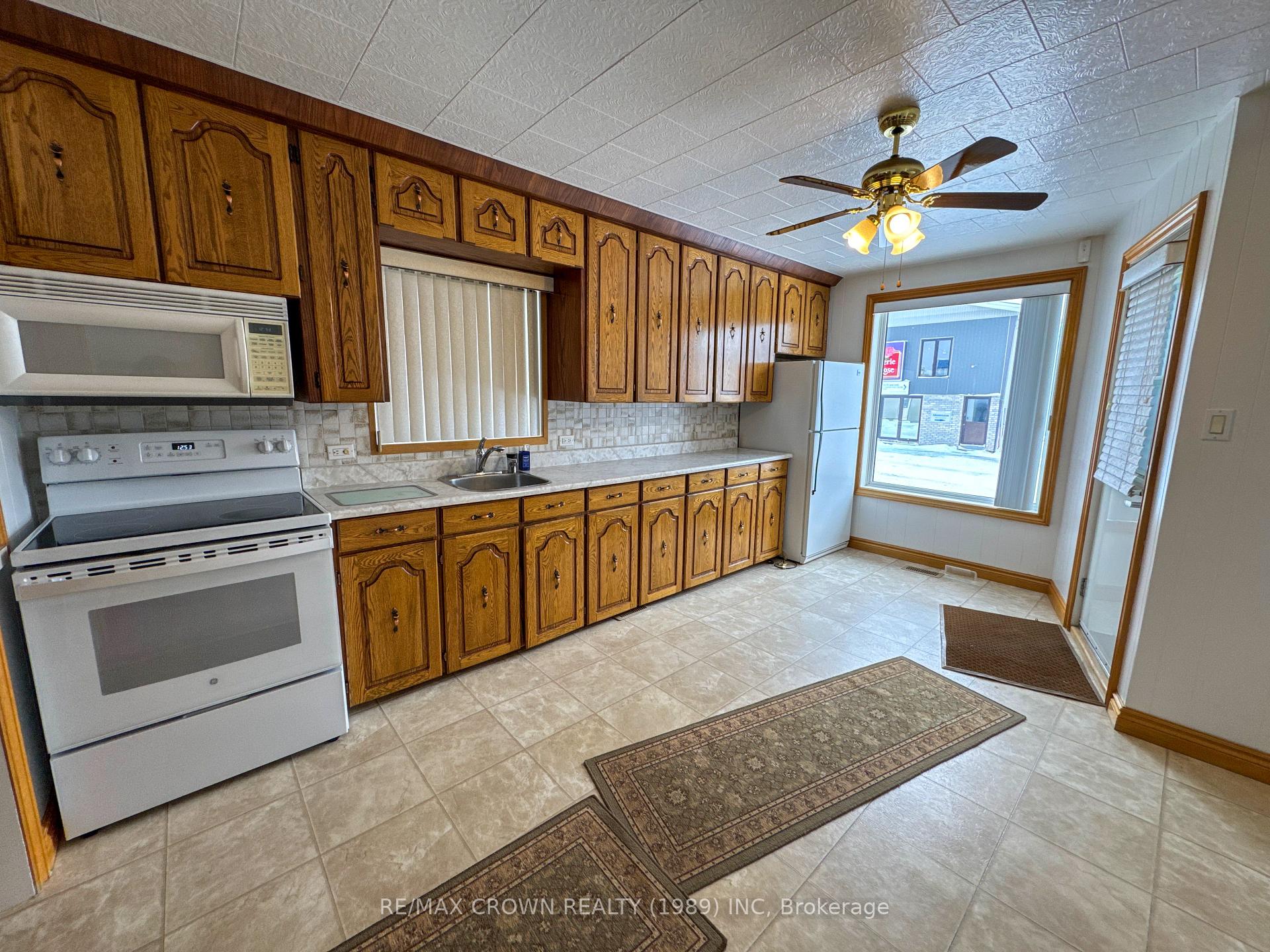 Photo 6 of 906 George Street, Hearst — HOMEH
