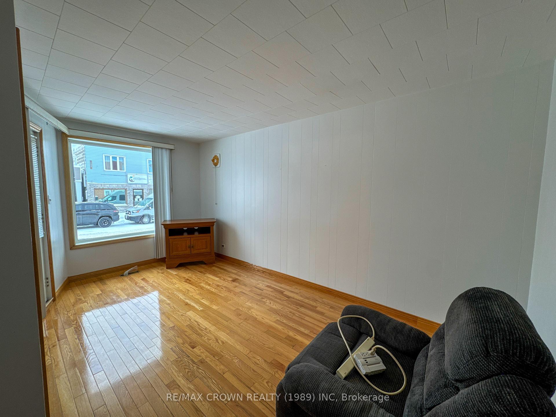 Photo 26 of 906 George Street, Hearst — HOMEH