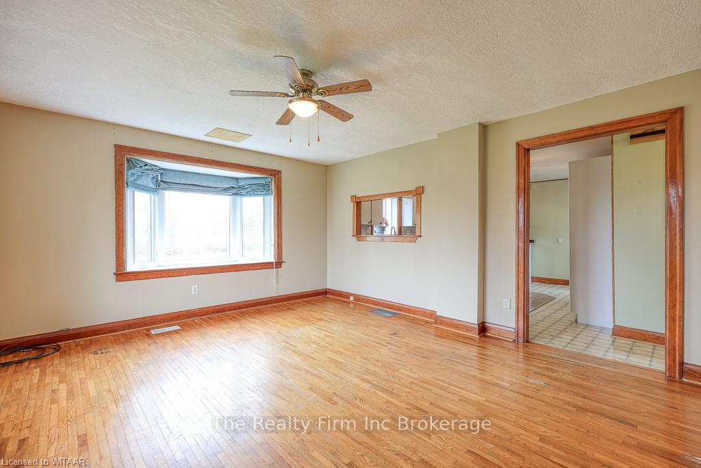 Photo 12 of 11919 Whittaker Road, Malahide, Springfield — HOMEH