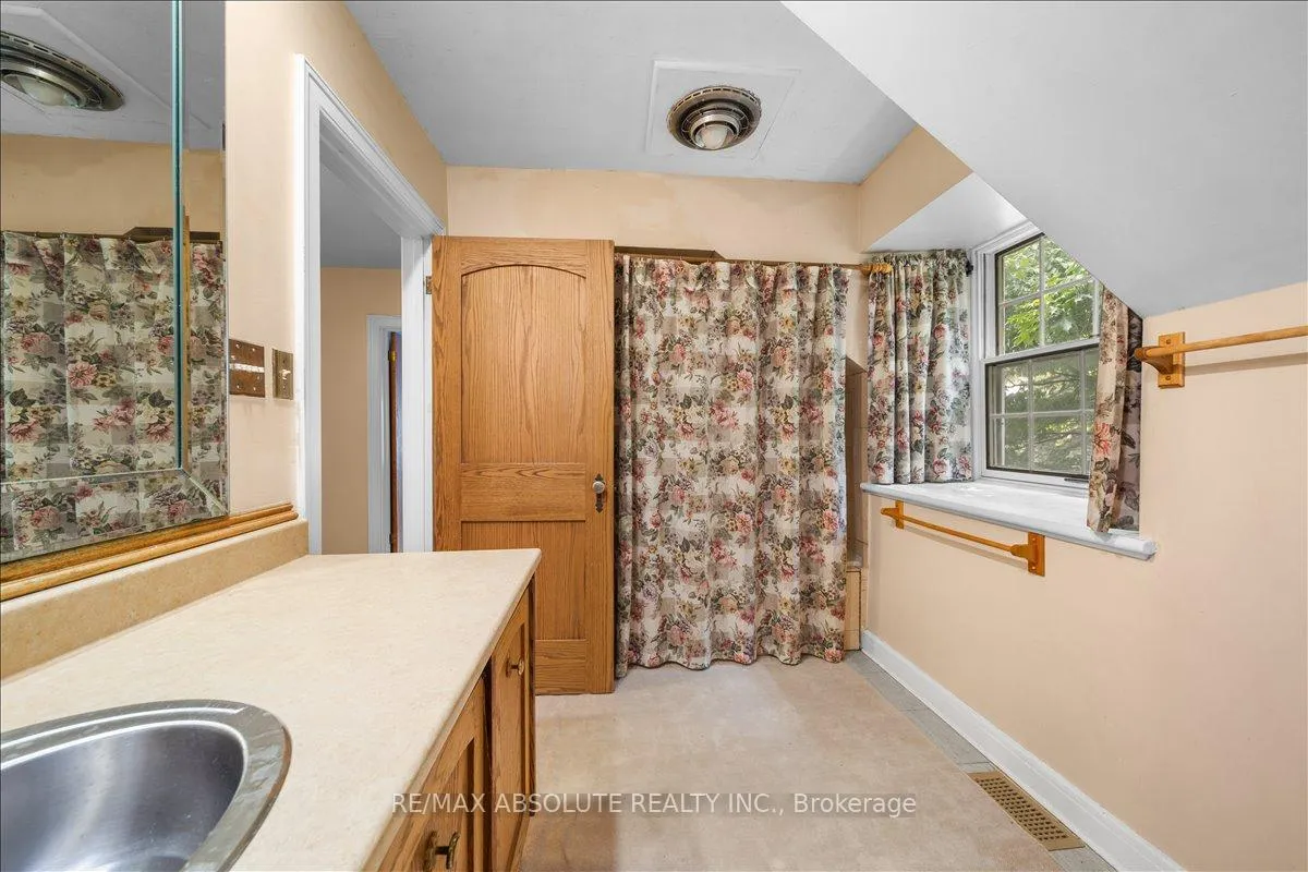 Photo 24 of 2932 Carp Road, Ottawa, Huntley Ward (South East) — HOMEH