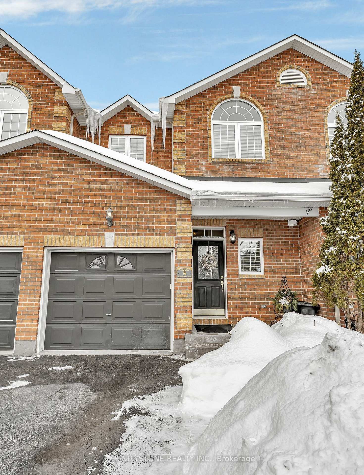 Front of 5 Laumann Court