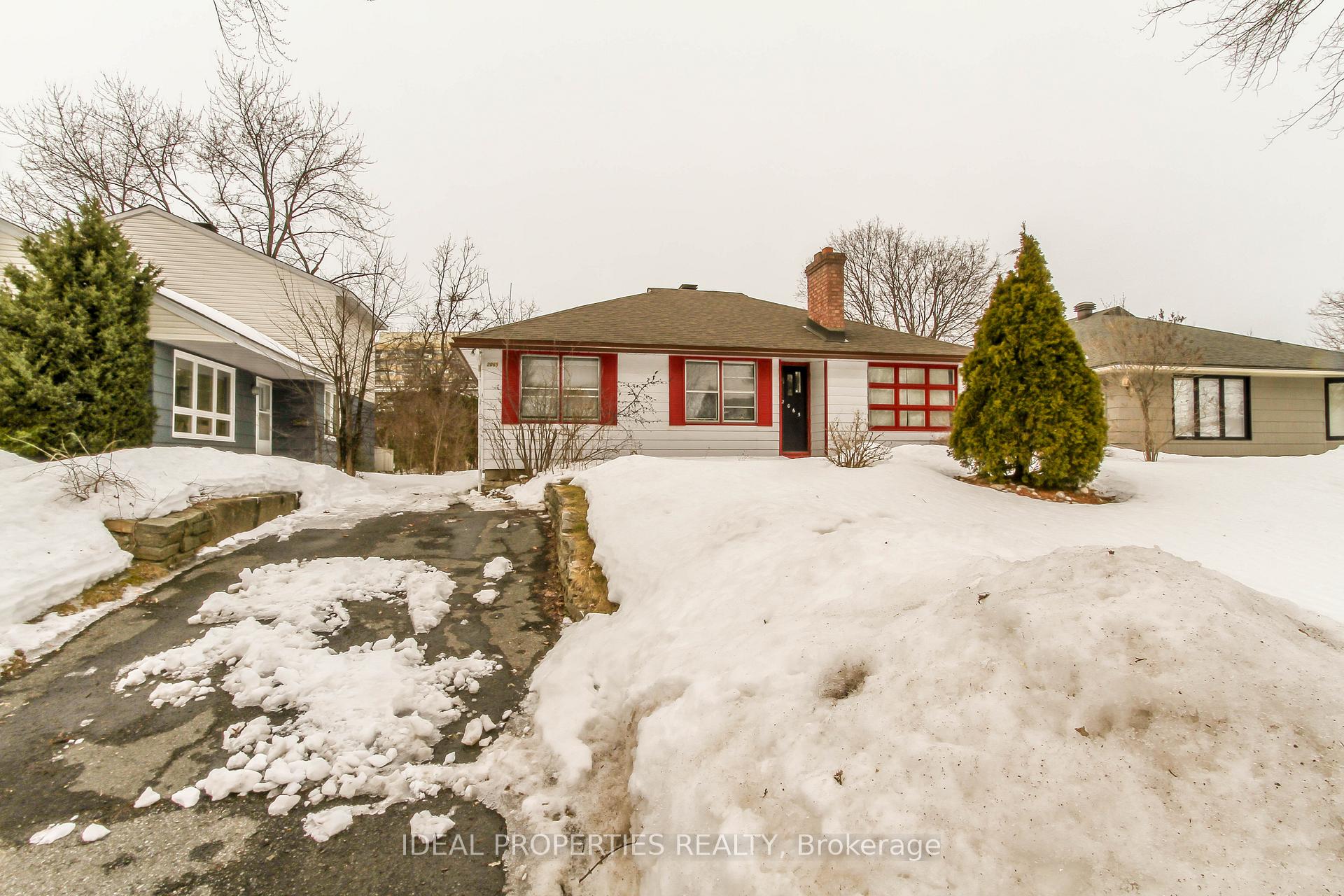 Front of 2065 Honeywell Avenue