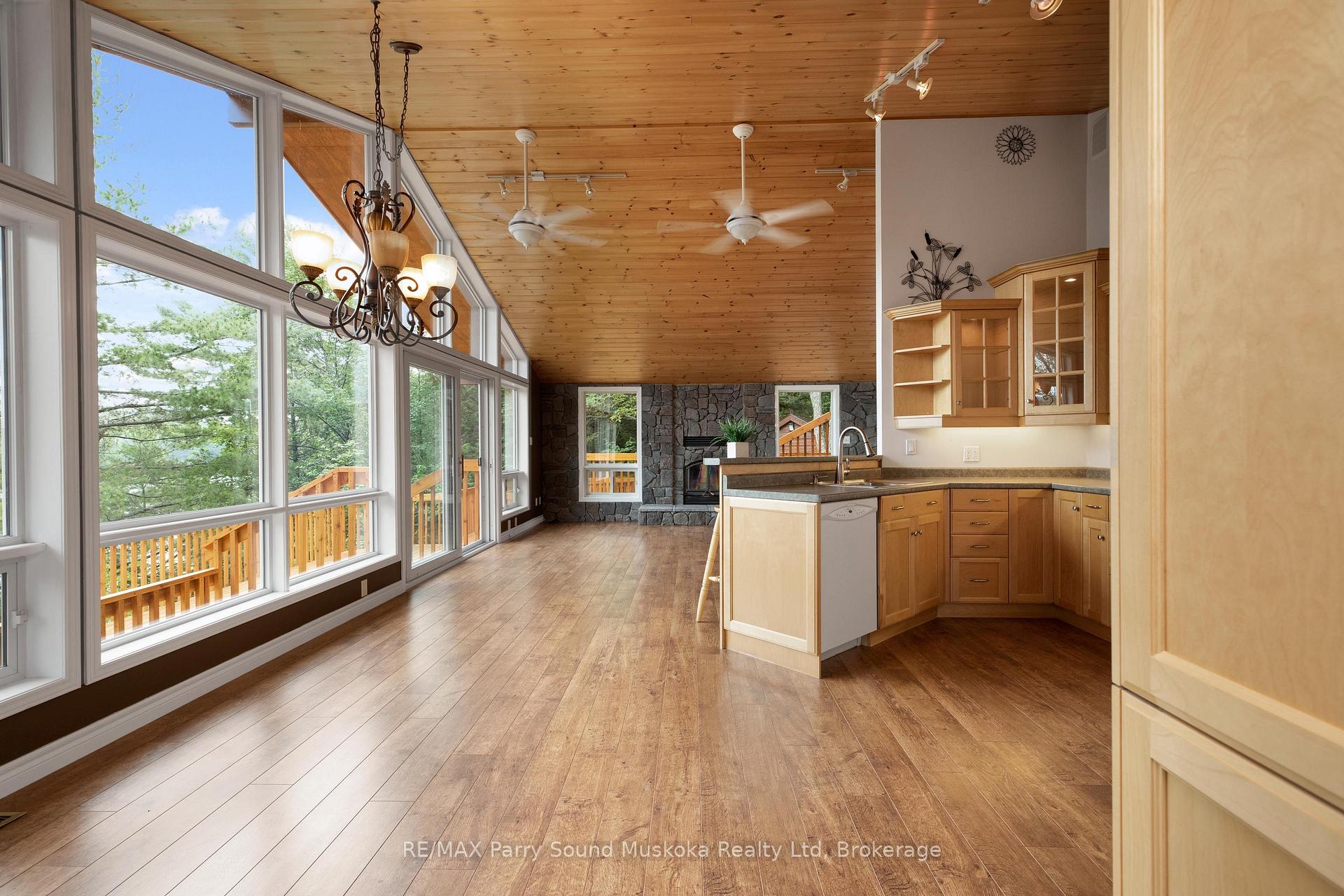Photo 17 of 16 Mountain Basin, McDougall — HOMEH
